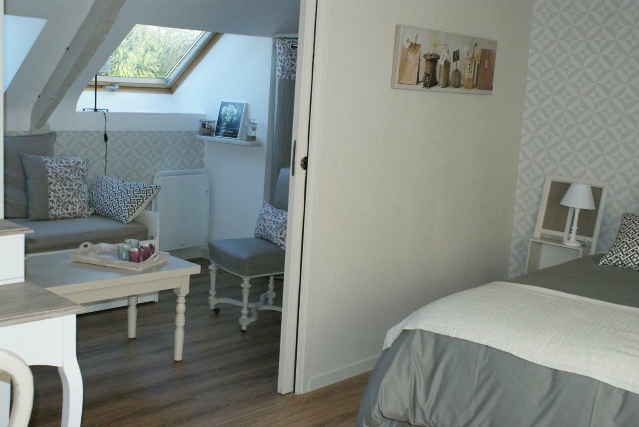 Aux Agapanthes Bed and Breakfast Pluherlin Eksteriør billede